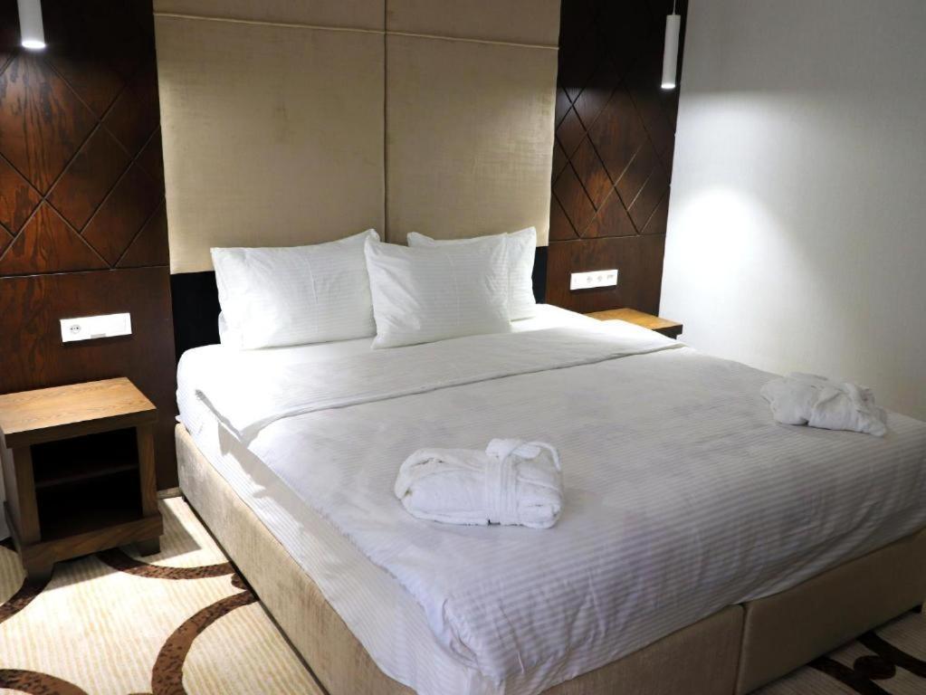 Hotel Nehal Kamal Tashkent Esterno foto