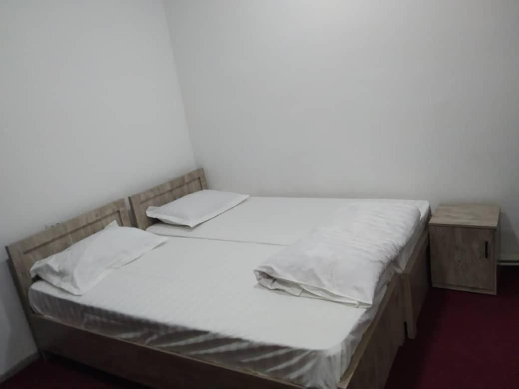 Hotel Nehal Kamal Tashkent Esterno foto